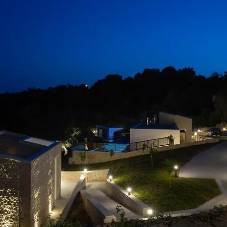 Brand New High-End Faos Villas Two Vila
